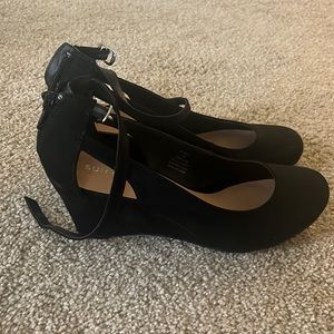 Girls Black Wedges